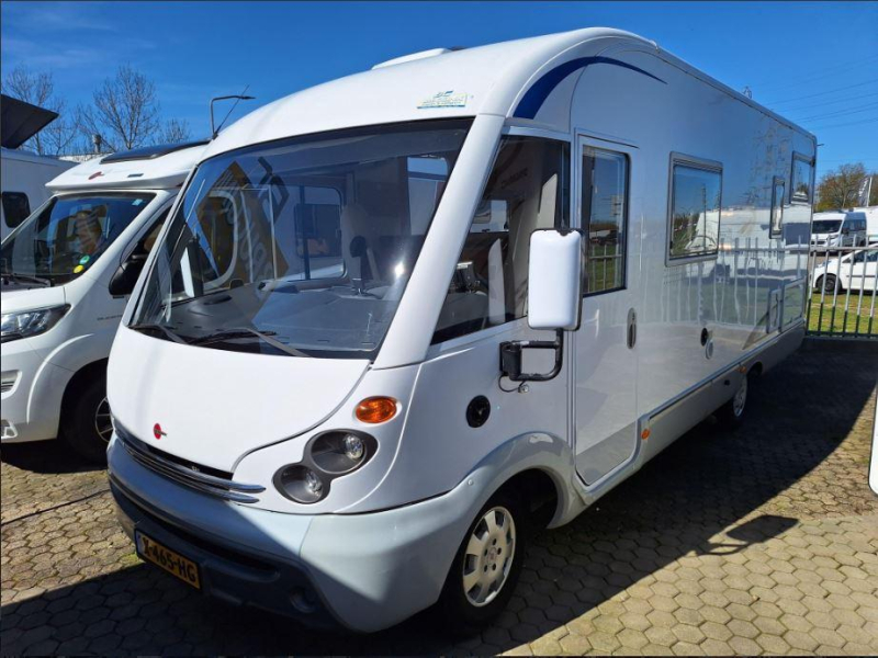 Bürstner Elegance 690 I 205CM BED-LPG+ZONNEPANEEL  foto: 5