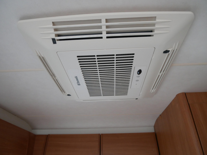 Bürstner Belcanto 460 TS Luifel en Airco  foto: 21