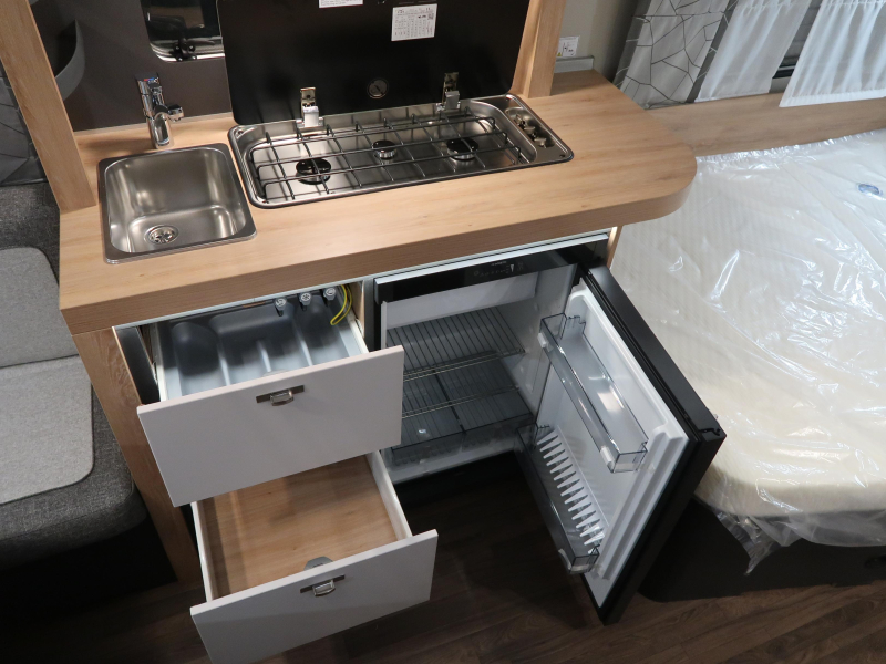 Knaus Sport 450 FU RONDZIT FRANS BED!!  foto: 10