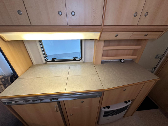 Knaus Südwind 400 TS As Good as Gold foto: 17