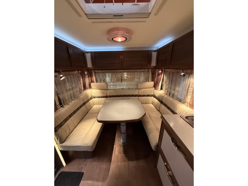Bürstner Trecento 525 TL 2 BEDDEN RONDZIT TOPSTAAT  foto: 19
