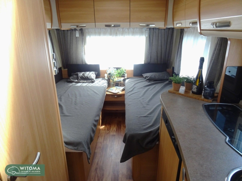Knaus Sudwind Silver Selection 460 EU SALE mooi compleet  foto: 8