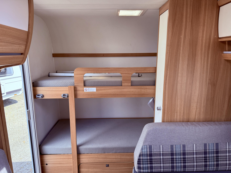 Dethleffs Camper 530 FSK mover/voortent/ATC/luifel  foto: 12