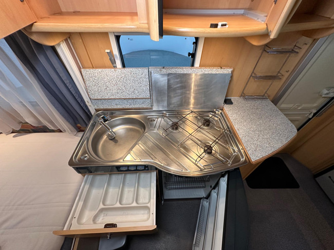 Dethleffs Camper 440 DB foto: 8
