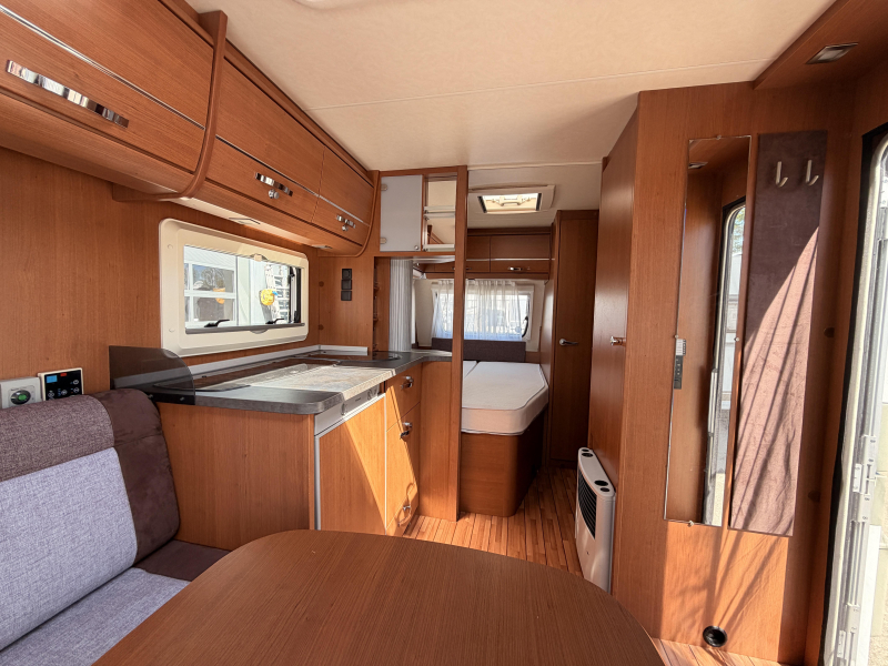 Knaus Sudwind Exclusive 450 FU +fietsendrager+mover  foto: 5