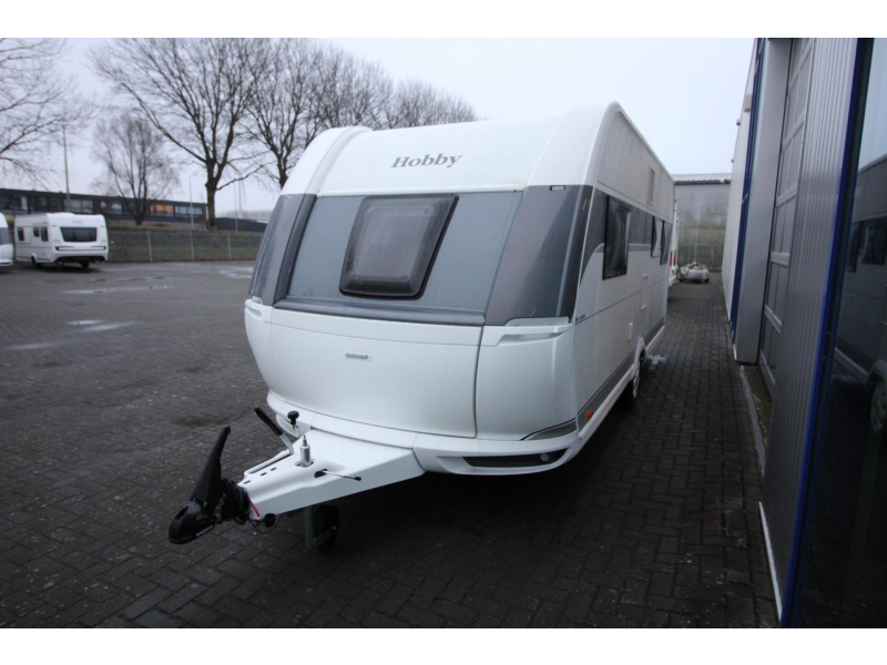 Hobby De Luxe 540 UL Enkele bedden & rondzit! 