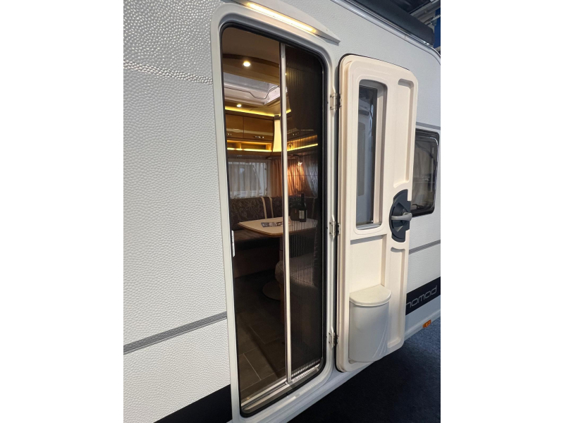 Dethleffs Nomad 520 RET Lengtebedden,Mover, Airco  foto: 8
