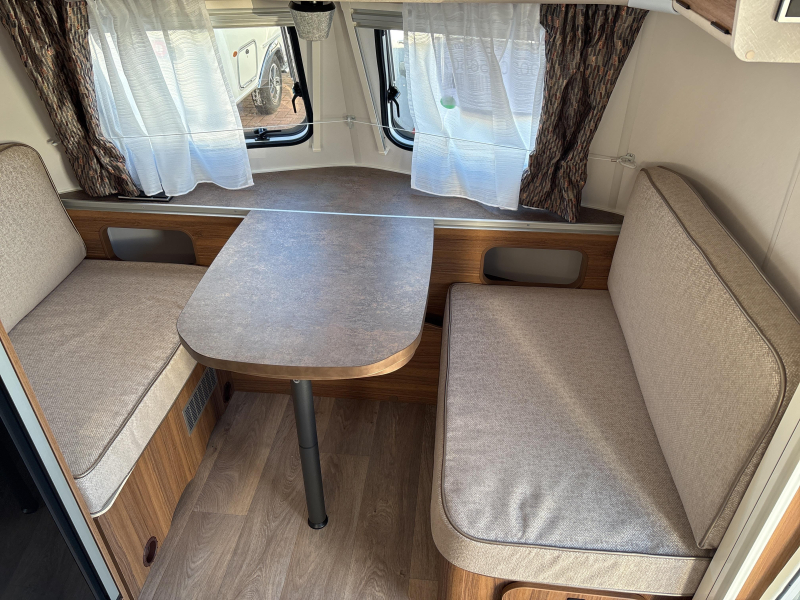 Eriba Touring 630 Legend Mover/Thule luifel 