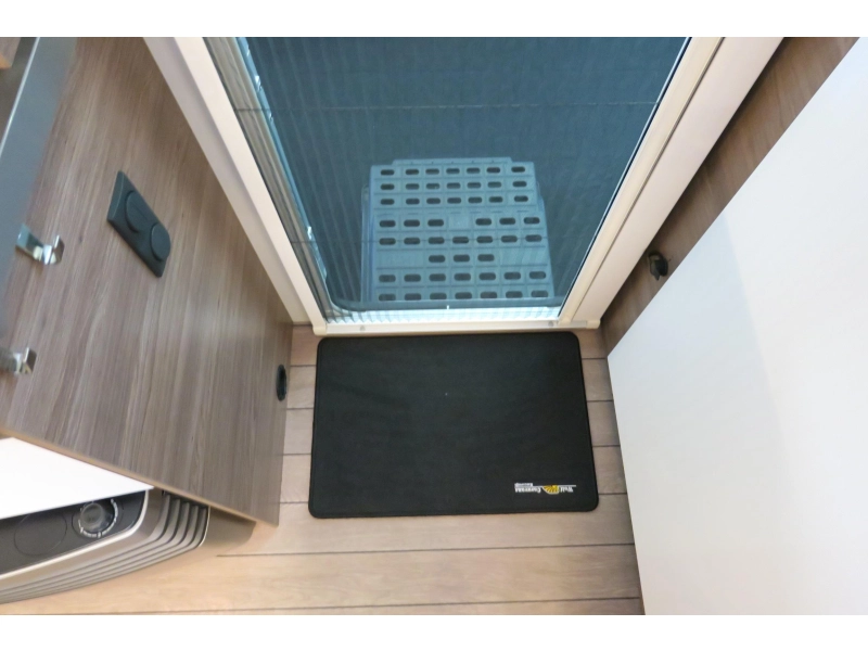 Knaus Sport Silver Selection 420 QD Voortent Mover fietsenrek  foto: 13