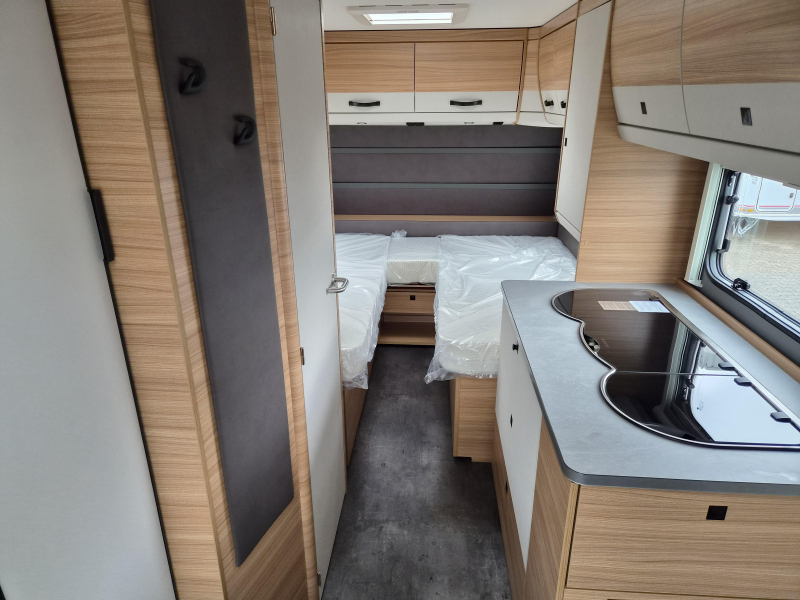 Dethleffs Summer Edition 460 EL Enkele bedden 