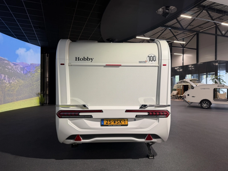 Hobby Excellent 495 WFB airco - mover - luifel  foto: 4