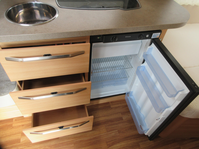 Knaus Sudwind 450 FU MOVER EN VOORTENT  foto: 9