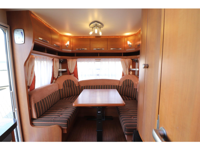 Hobby Excellent 495 UL Mover / Thule Luifel foto: 7