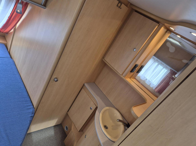 Dethleffs 450 Tourist Light bj. 2006 TOP staat ! met nette Voortent ! foto: 14