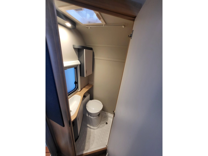 Knaus Sport 400 QD super compleet af fabriek  foto: 8