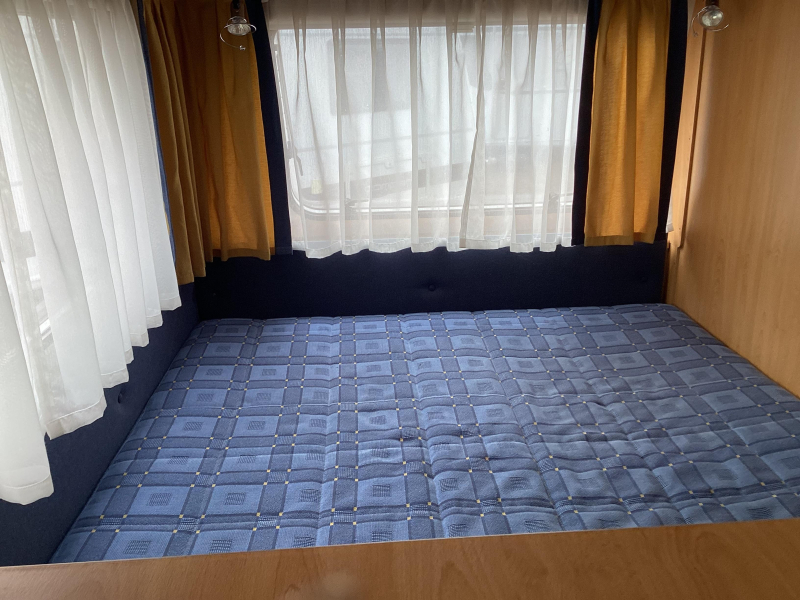 Knaus Sudwind 450 TUF voortent  foto: 4