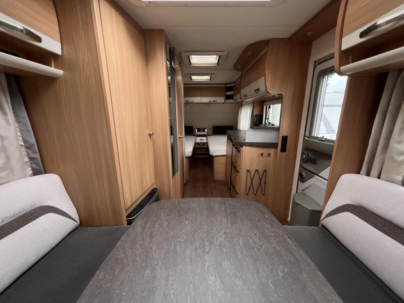 Knaus Sudwind Silver Selection 500 EU Luifel Mover  foto: 2