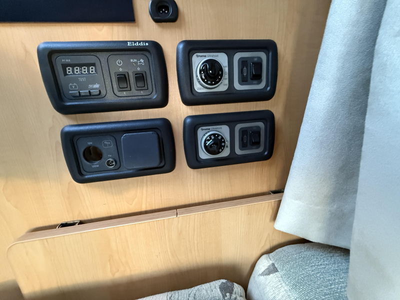 Elddis Odyssey 432 Enkele bedden, Mover Tent  foto: 10