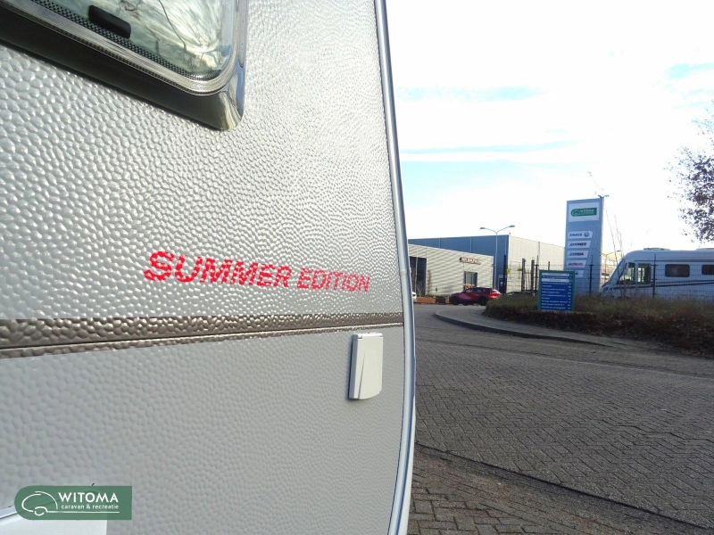 Dethleffs Summer Edition 460 EL Op show lengtebedden  foto: 22