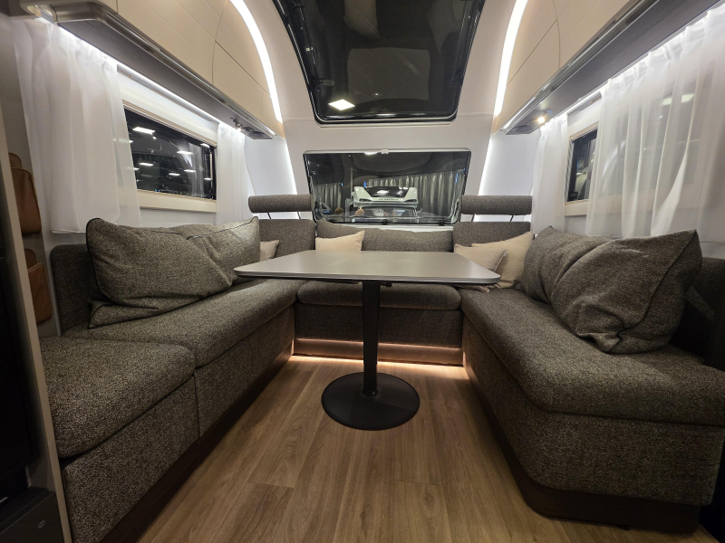 Adria Alpina 583 UL 
