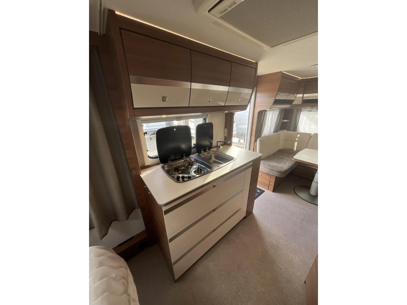 Dethleffs Nomad 530 DR QUEENSBED-MOVER-LUIFEL  foto: 7