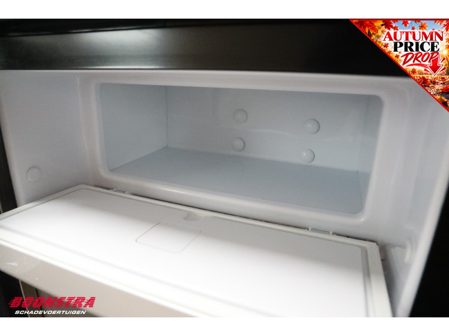 Eriba Nova Light 442 Elegance Luifel Middenkeuken Lengtebed LMV foto: 20
