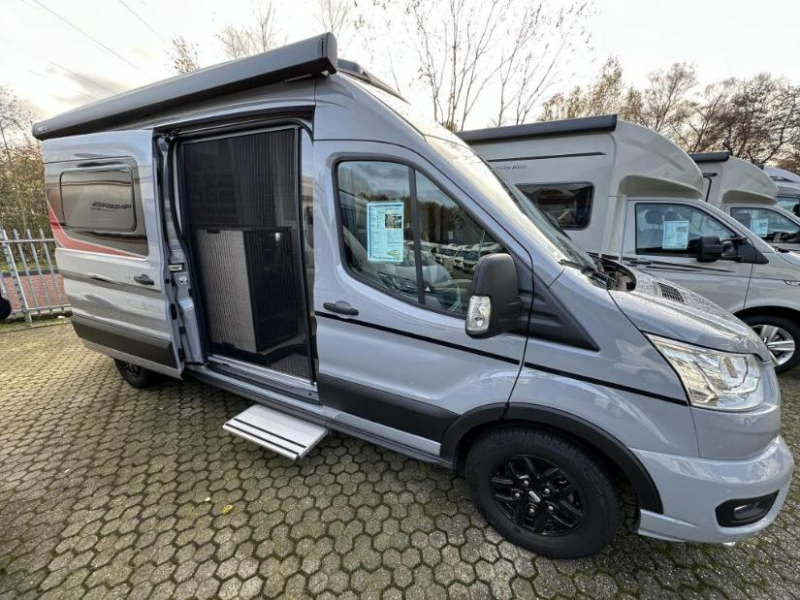 Bürstner Lineo C 590 AUTOMAAT + TREKHAAK 