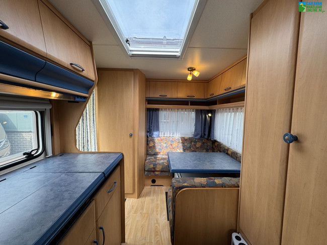 Hobby De Luxe Easy 400SF foto: 23