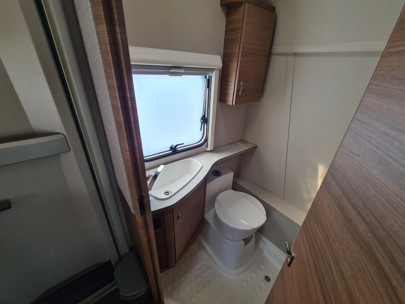 Knaus Sport E-Power Selection 400 QD  foto: 19