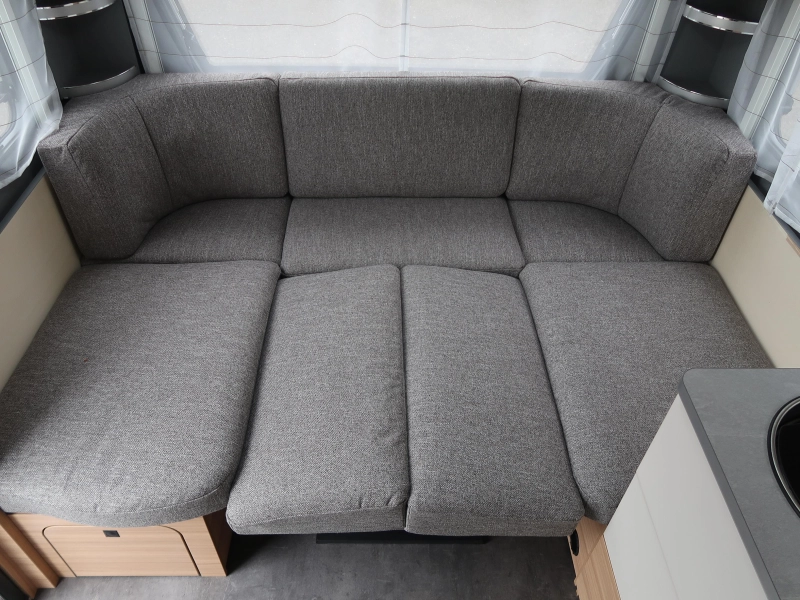 Dethleffs Camper 470 FR 