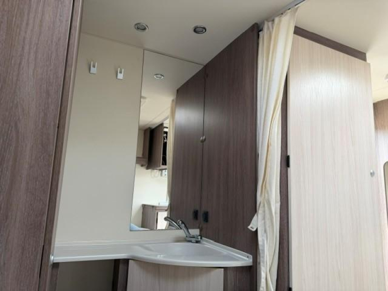 Bürstner Light Edition 450 TS mover unico verona luifel  foto: 12