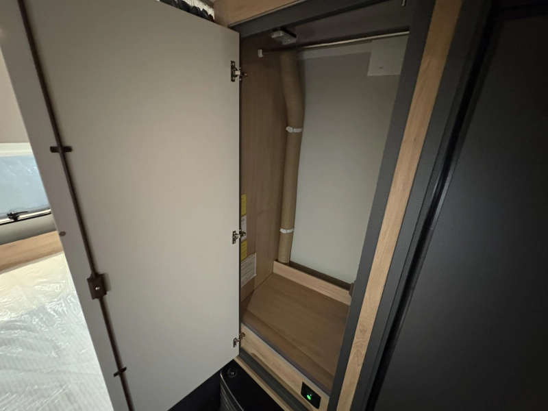 Knaus Sport Platinum 500 QDK stapelbed / dwarsbed  foto: 17