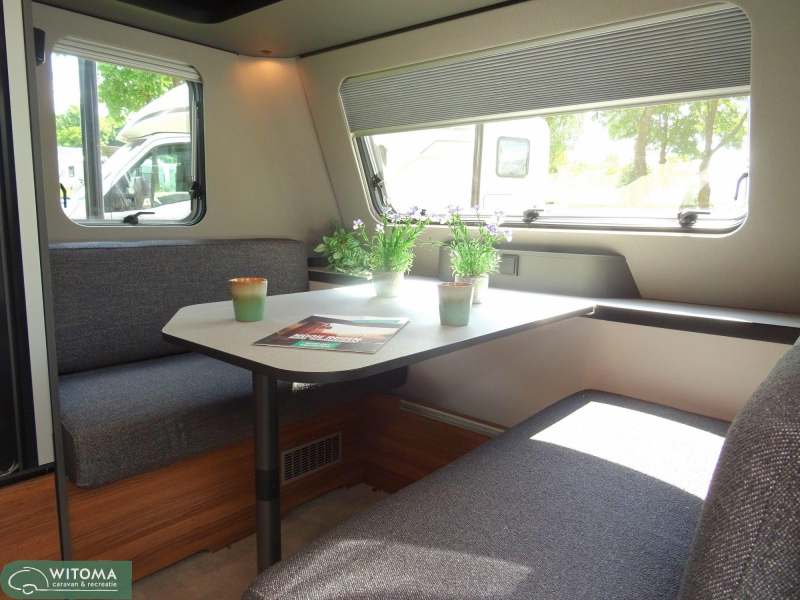 Eriba Novaline 442 voorbeeld caravan  foto: 6