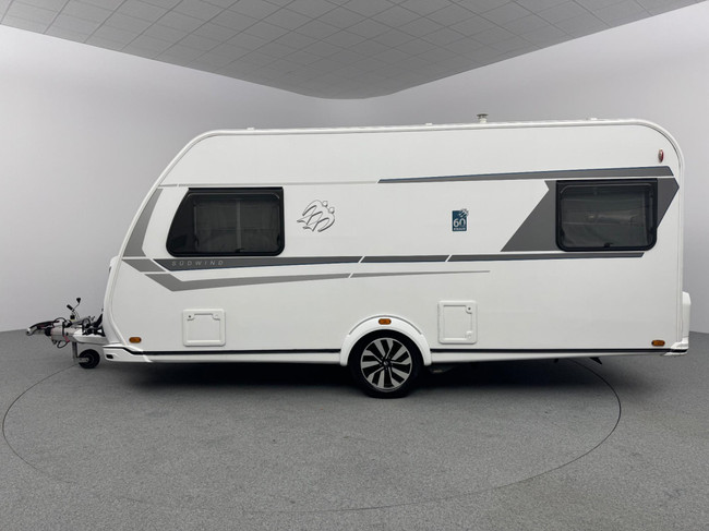 Knaus Südwind 460 EU foto: 12