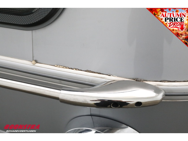 Eriba Touring 630 Legend Hefdak Luifel Dwarsbed Comfort Design Vloerverwarming foto: 6