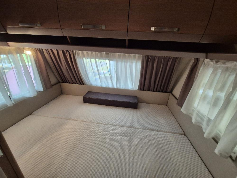 Knaus Sport 420 QD Nieuwe mover! Zakluifel  foto: 9