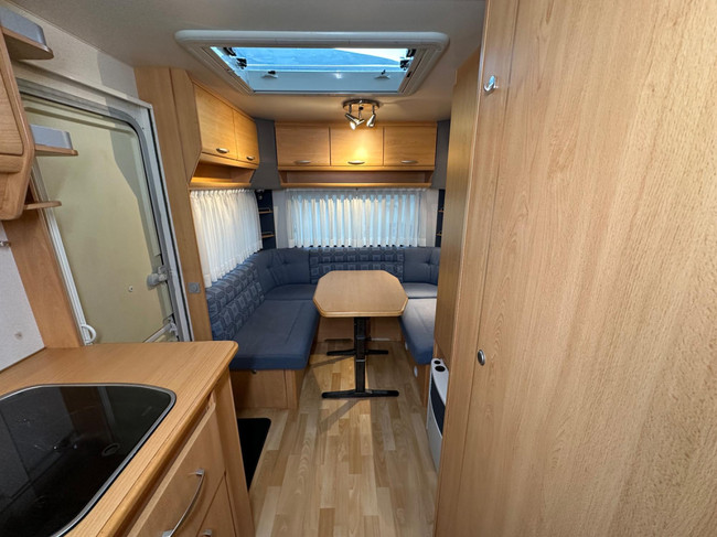 Knaus Südwind 450 TU foto: 18