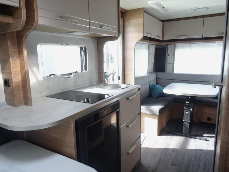 Knaus Sport E-Power Selection 500 EU zeer nette caravan 
