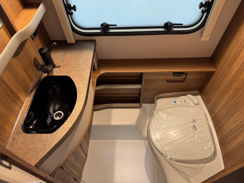 Eriba Touring 542 aanbieding  foto: 5