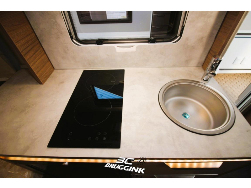Knaus Sport E-Power Selection 500 EU ENKEL BED VLOERVERWARMIN 