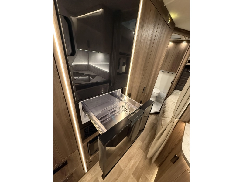 Kabe Imperial 560 NIEUW BINNEN  foto: 8