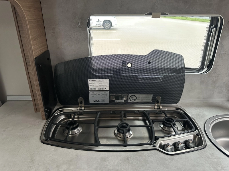 Knaus Sport 500 EU luifel / fietsendrager  foto: 7