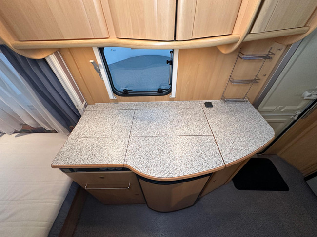 Dethleffs Camper 440 DB foto: 17