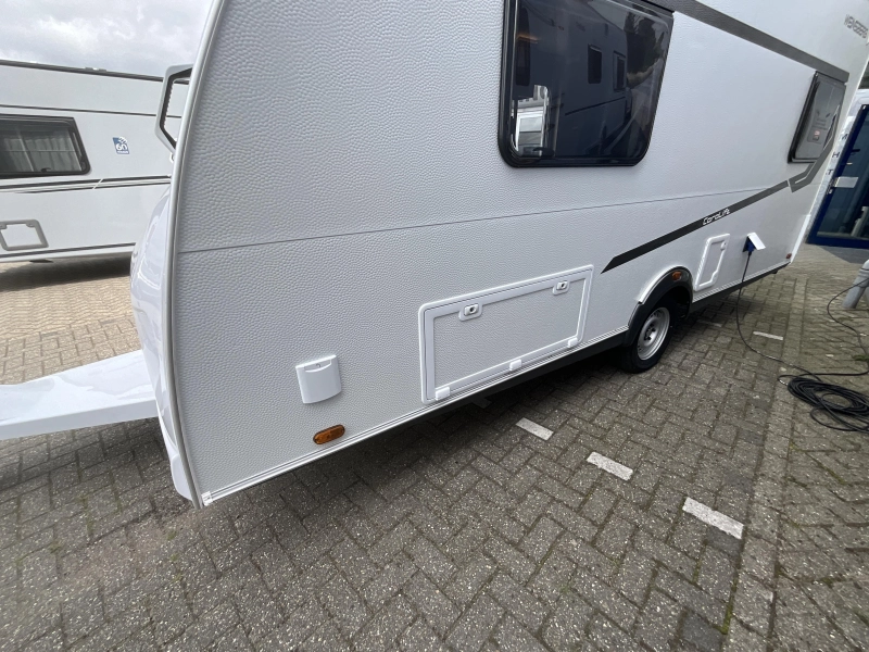 Weinsberg CaraLife 470 EU AIRCO-ENKELE BEDDEN  foto: 4