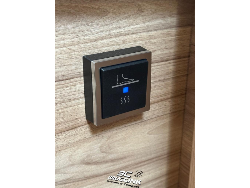 Eriba Nova Light 470 - SPECIALE AANBIEDING!  foto: 7