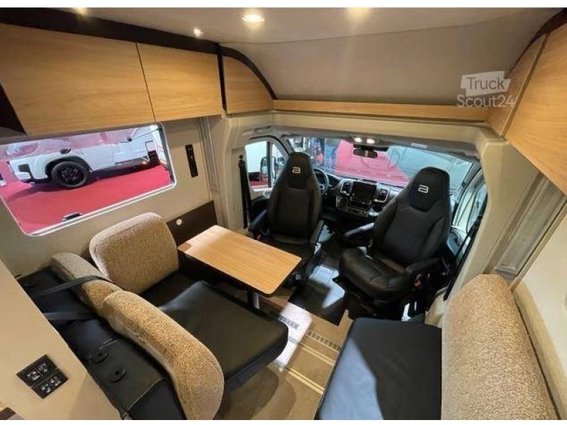 Bürstner Signature SFT 7.5 QUEENSBED+HEFBED AUTOMAAT  foto: 17