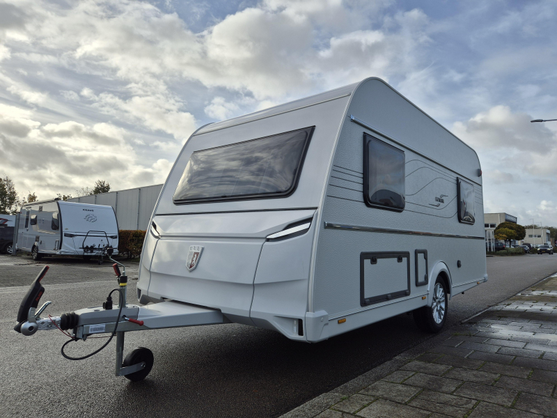 Tabbert Cazadora 420 QD 2.3 Indeling met mega keuken! 