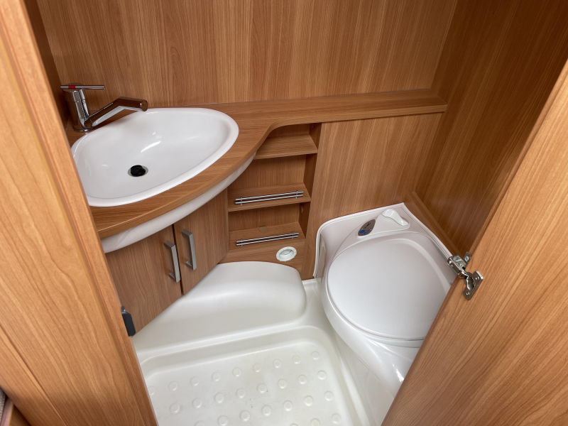 Knaus Sport 420 DQ met Mover  foto: 6