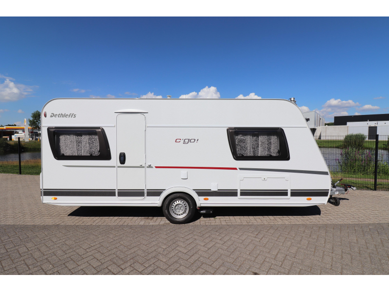 Dethleffs C'Go 495 FR Mover/ Luifel/ Voorraam  foto: 2