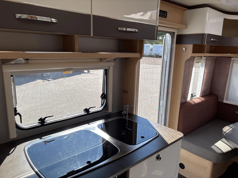 Eriba Living 471 Mover / luifel  foto: 12